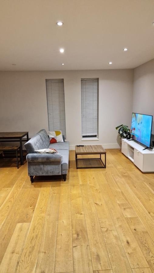 London City Apartment Ealing Esterno foto