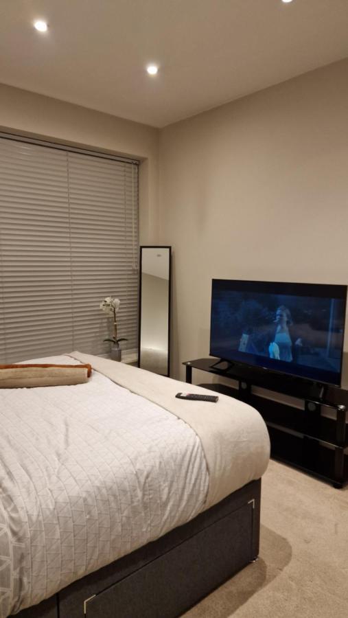London City Apartment Ealing Esterno foto