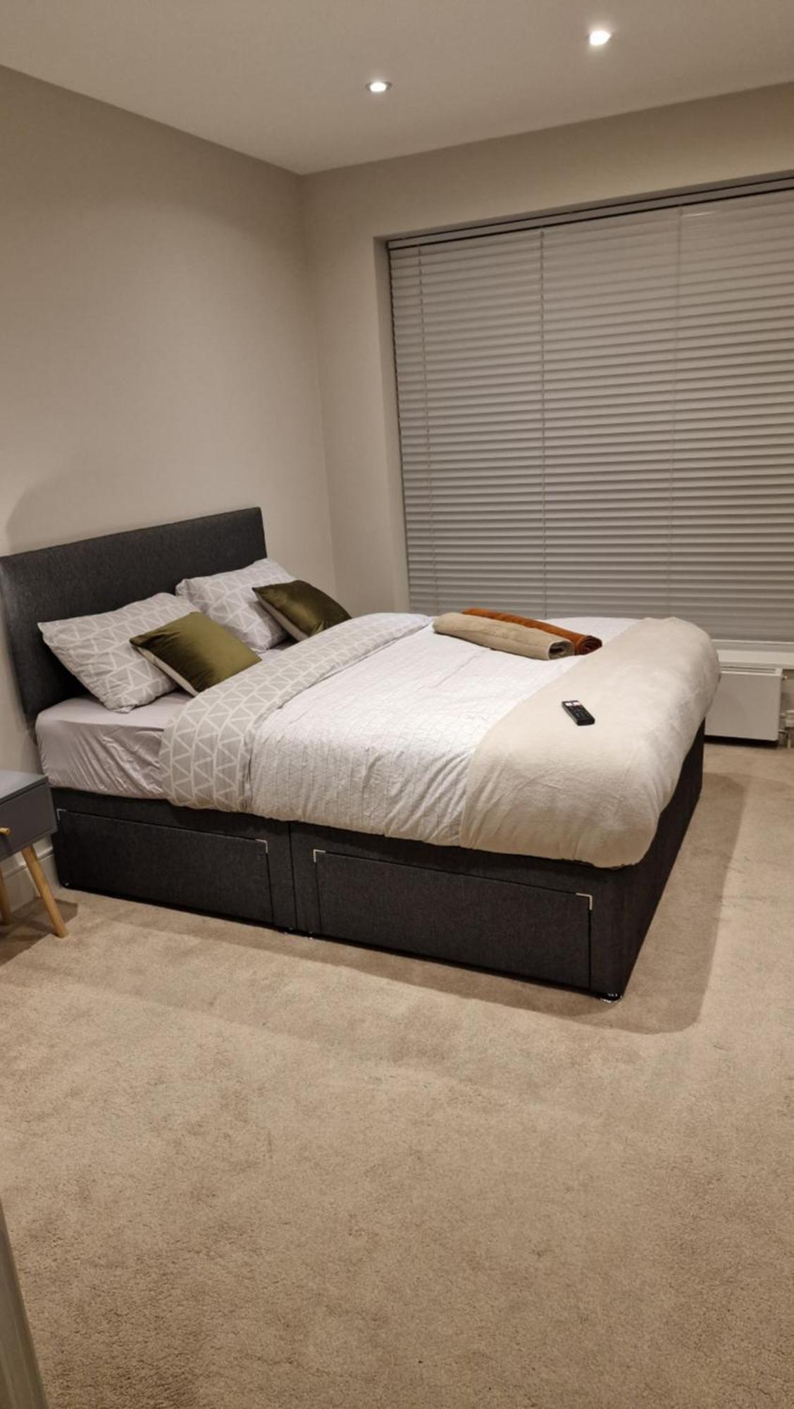 London City Apartment Ealing Esterno foto